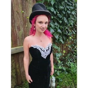 80's Vintage Scott McClintock Black Velvet midi pencil dress